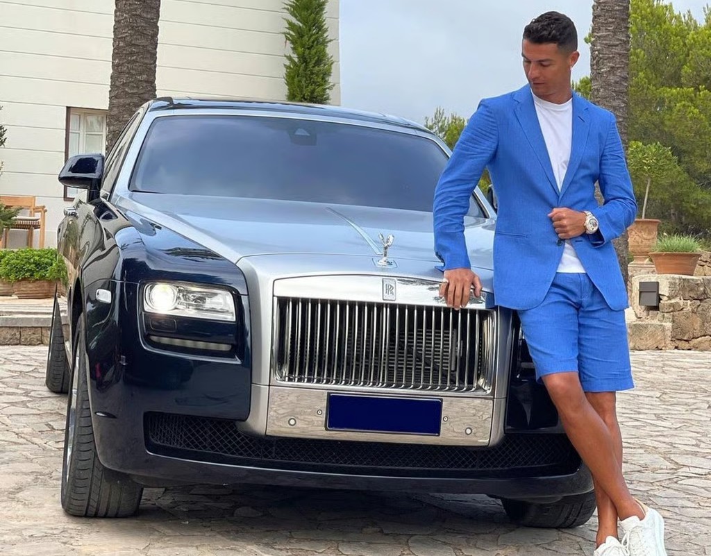 Quyền lực đến từ sự kiểm soát hoàn hảo hình ảnh.