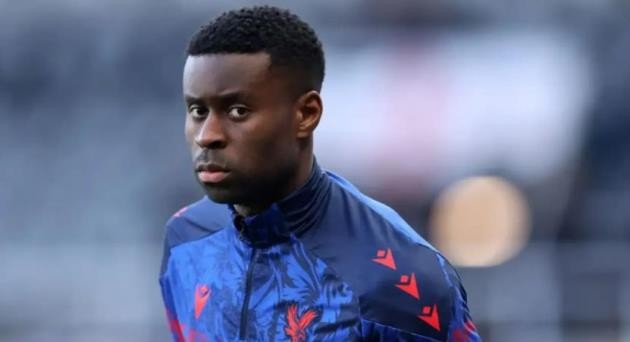 Liverpool muốn chiêu mộ Guehi theo dạng chuyển nhượng tự do.