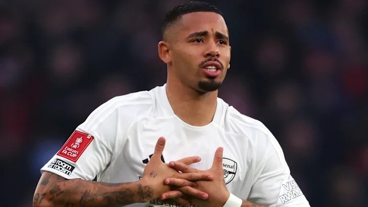 Jesus khả năng được đá chính.