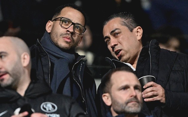 Rosenior sẽ đối diện hàng loạt khó khăn tại Chelsea