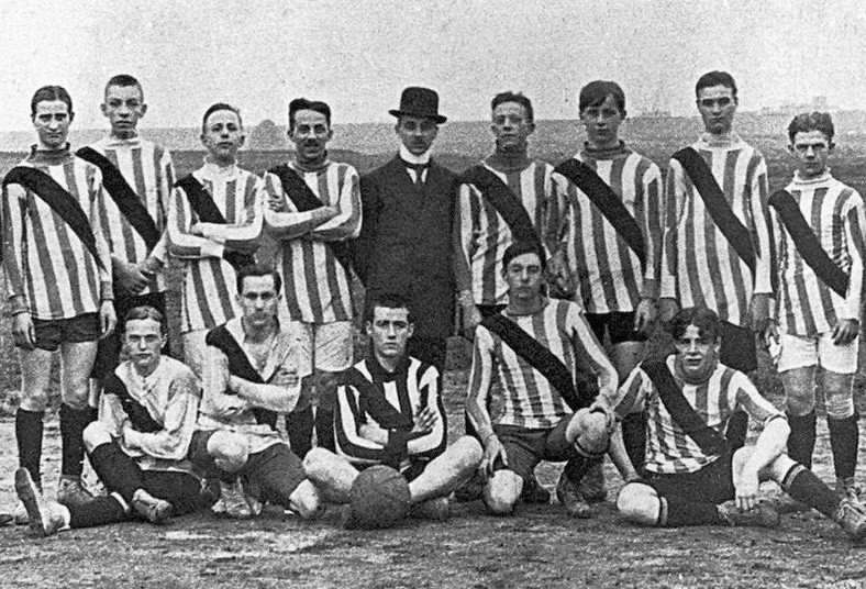 Dortmund trong những ngày đầu thành lập.