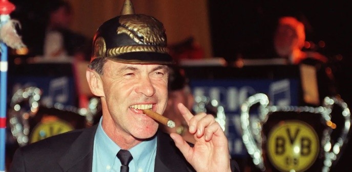 Ottmar Hitzfeld mang về chức vô địch Champions League đầu tiên và duy nhất tính đến thời điểm hiện tại cho Dortmund.