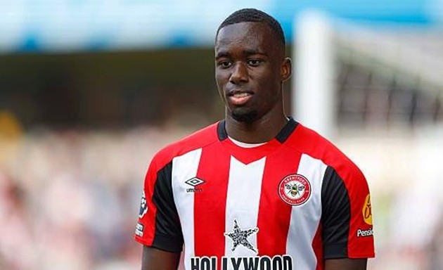 Michael Kayode gây ấn tượng tại Brentford.