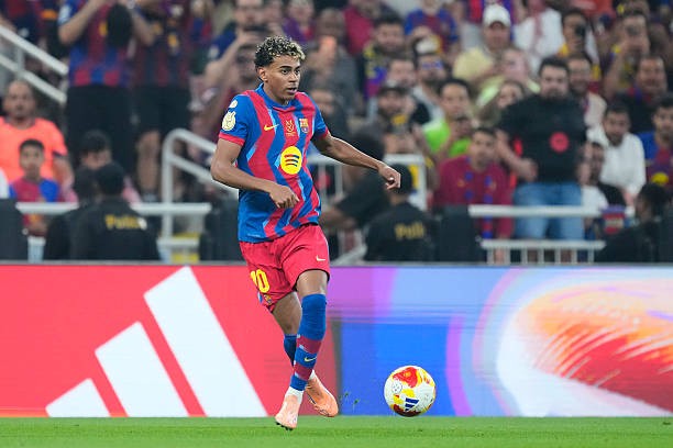 Lamine Yamal về nhì ở cuộc đua Quả bóng vàng 2025 và đang rất quyết tâm bứt phá ở mùa bóng này.