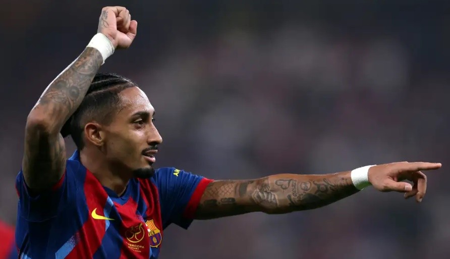 Sự góp mặt của Raphinha mang đến nguồn năng lượng dồi dào cho hàng công Barca.