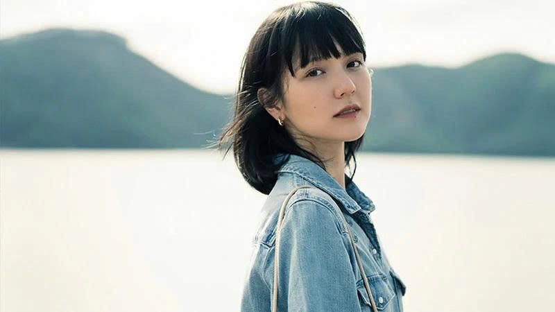 hai tu chung ta cua hien tai