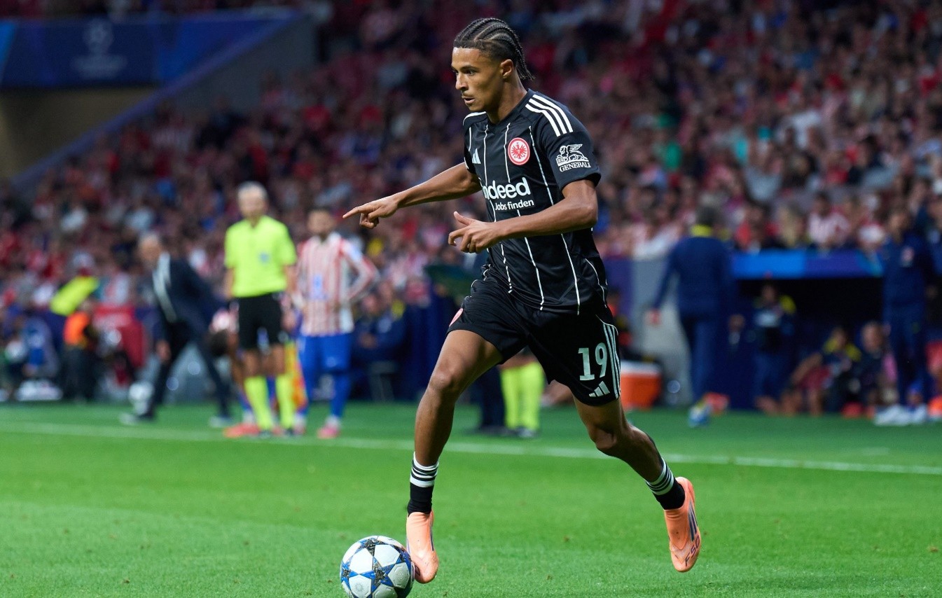 Jean-Matteo Bahoya sở hữu tốc độ ấn tượng.