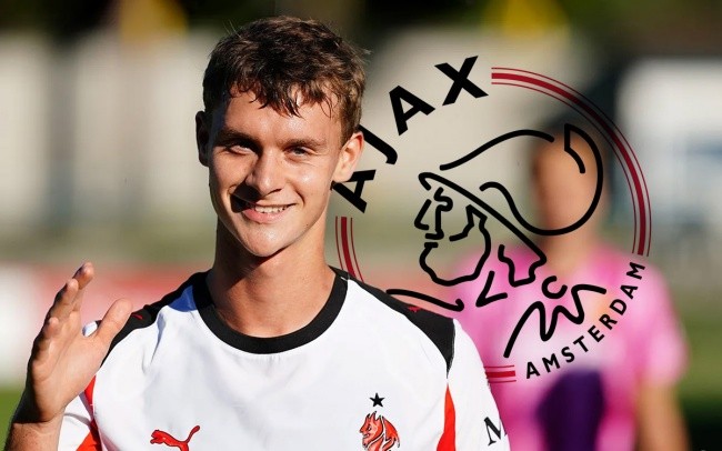 Maximilian Ibrahimovic gia nhập Ajax.