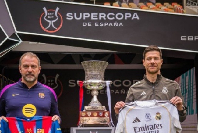 Real đấu Barca ở chung kết Siêu cúp Tây Ban Nha.