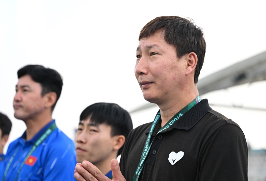 HLV Kim Sang-sik hướng đến mục tiêu giúp U23 Việt Nam vượt qua U23 Saudi Arabia. Ảnh: VFF.
