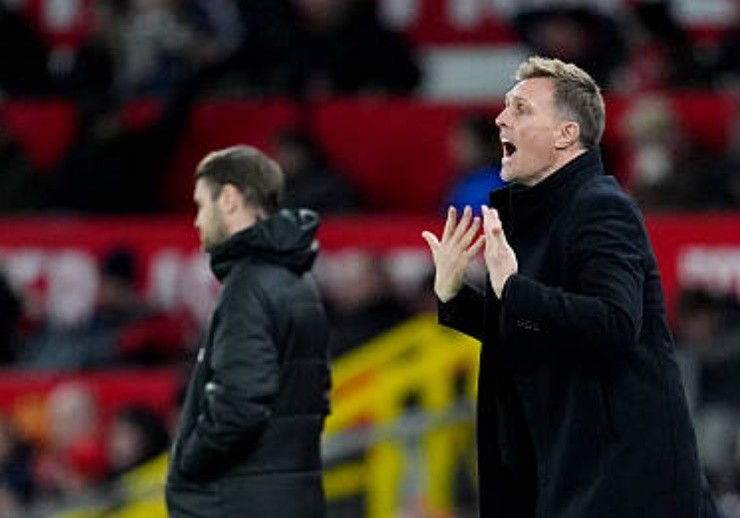 Fletcher không hài lòng với sự thiếu tập trung nơi hàng thủ Quỷ đỏ.