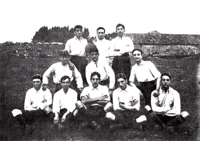 Một số thành viên ban đầu của CLB Sporting.