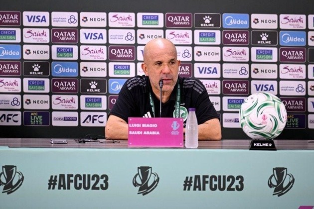 HLV Di Biagio có những chia sẻ sau trận thua U23 Việt Nam. Ảnh: AFC
