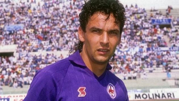 Việc bán Roberto Baggio gây bạo động ở Fiorentina.