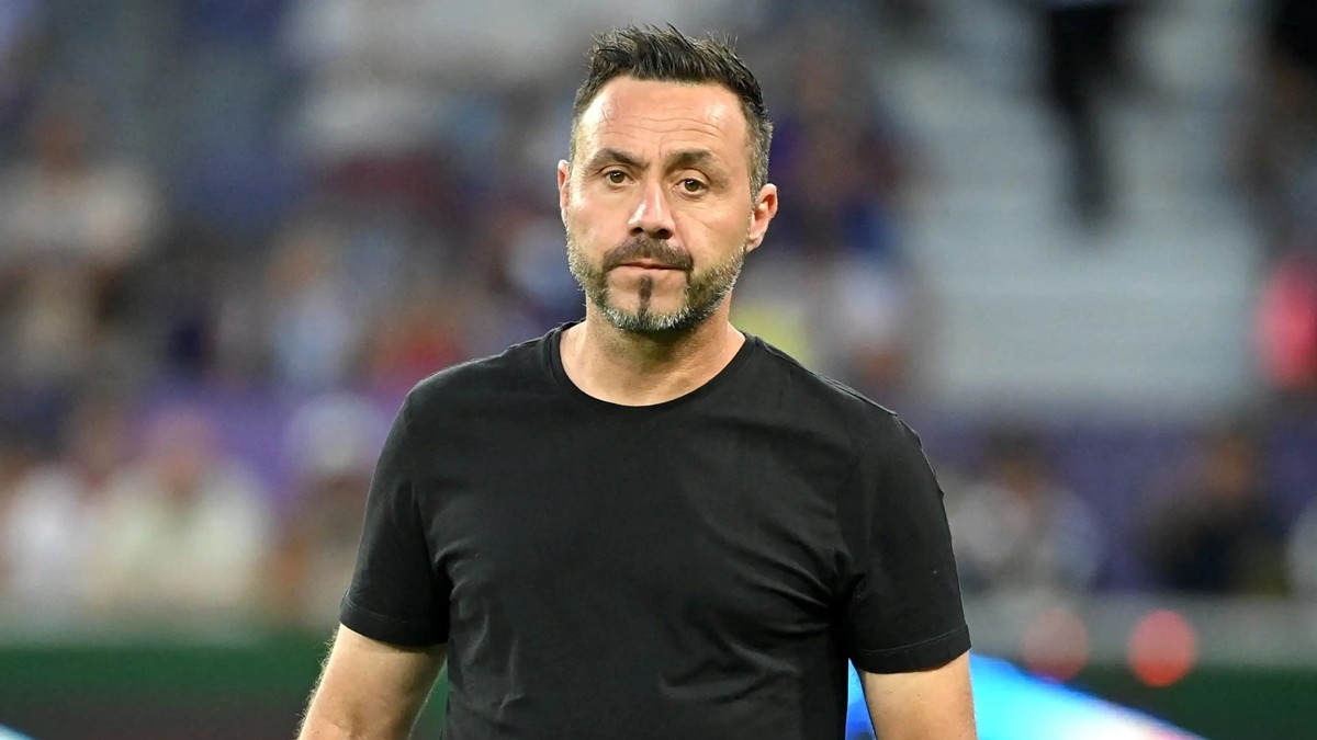 Roberto De Zerbi được tiến cử cho Manchester United.