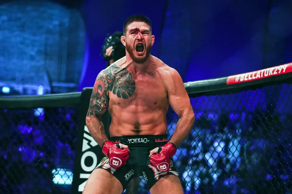 Johnny Eblen tại Bellator 299