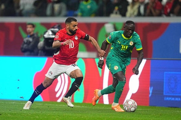 Cuộc đối đầu giữa Mane và Salah thu hút nhiều sự chú ý.