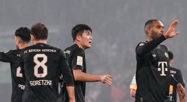 Bayern giành chiến thắng thuyết phục.