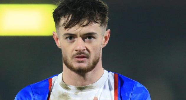  Joe Hugill nhạt nhòa khi được cho mượn ở  Joe Hugill .