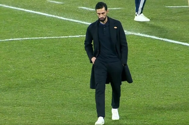 Alvaro Arbeloa thất thần vào sân sau trận thua sốc Albacete.