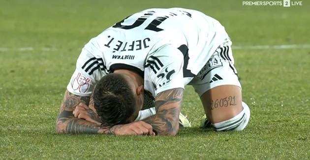 Jefte Betancor bật khóc sau khi Albacete đánh bại Real Madrid.