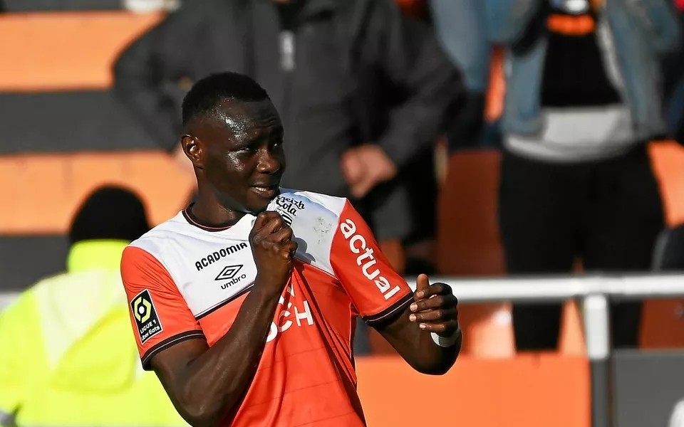 Mohamed Bamba được xem là thần tài của Lorient.