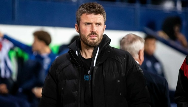 Hệ thống 4 hậu vệ của Michael Carrick cần một ngôi sao tấn công cánh trái hiệu quả.