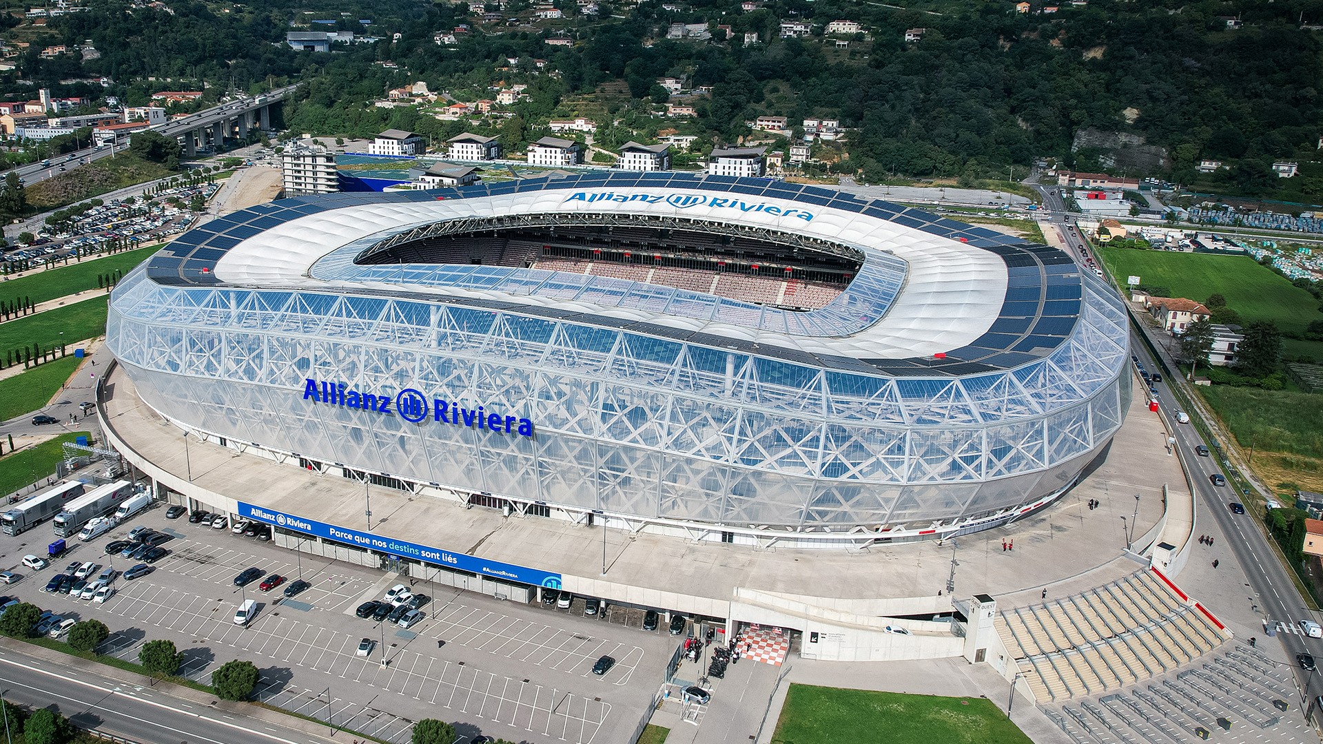 Sân Allianz Riviera của Nice.