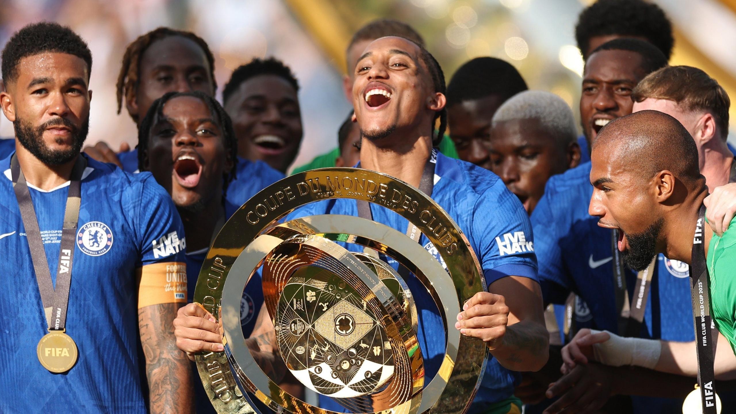 Ông cho rằng Club World Cup chỉ là mở đầu cho những siêu giải đấu cấp CLB.