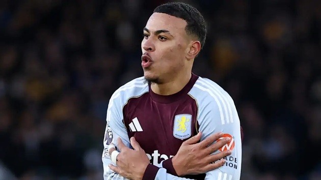  Rogers đã phát triển thành ngôi sao lớn.