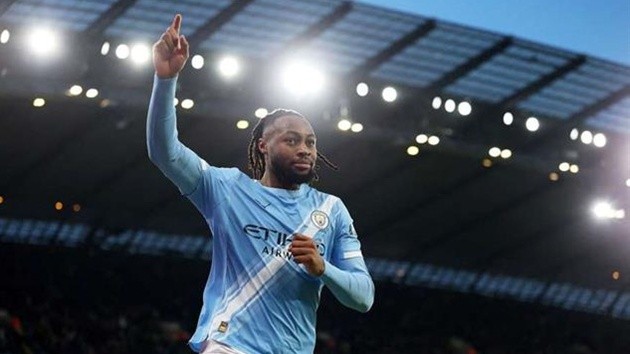 Semenyo liên tục ghi bàn cho Man City