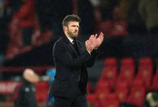 Michael Carrick được kỳ vọng có thể giúp Man United tạo bất ngờ trước Man City.