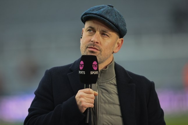 Joe Cole muốn Chelsea chiêu mộ một vài ngôi sao của Arsenal. 