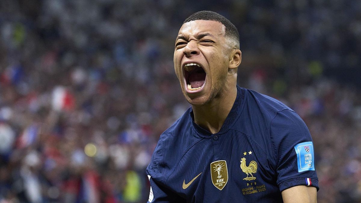 Khi cả thế giới tưởng đã xong, Mbappé nói “chưa”.