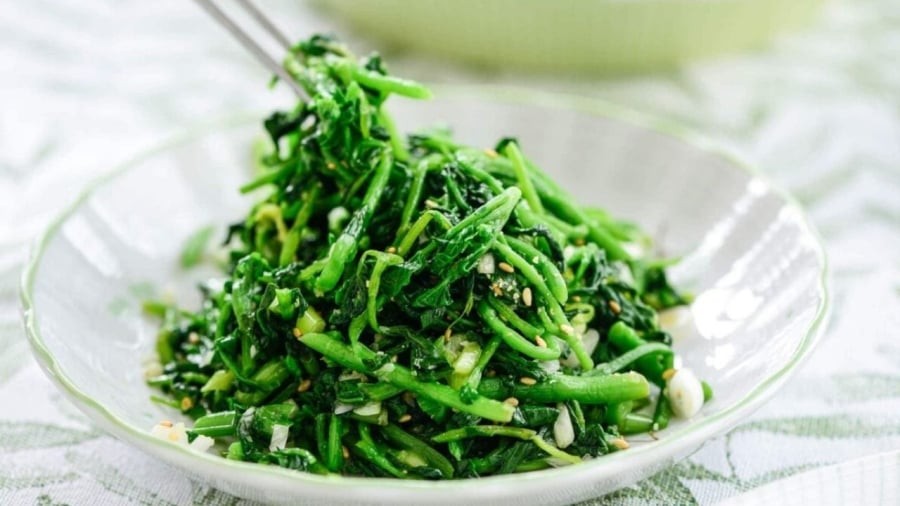 Các loại rau họ cải chứa nhiều chất xơ có lợi cho tiêu hóa và kiểm soát cân nặng.