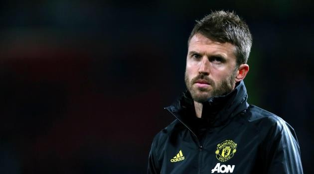 Carrick không bận tâm đến Roy Keane.
