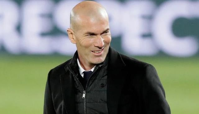 Zidane sẽ quay lại sự nghiệp HLV?