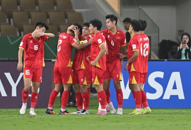 U23 Việt Nam giành vé vào bán kết.