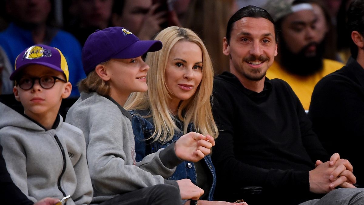 Zlatan chọn dạy con bằng thế giới thực.