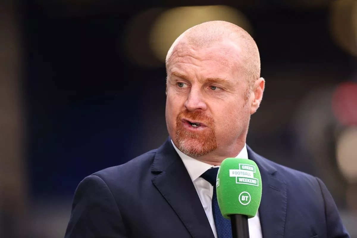 HLV Sean Dyche khẳng định Arsenal không chỉ mạnh bóng chết.