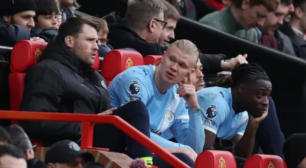 Haaland có màn trình diễn nhạt nhòa trước Man Utd.