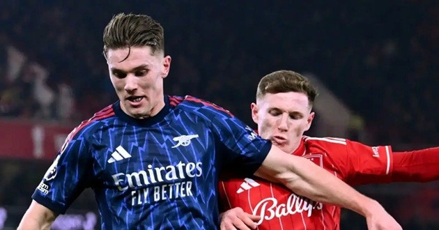  Gyokeres hoàn toàn vô hại trước Forest.