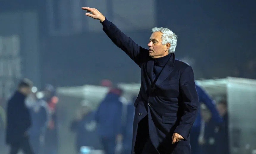 Jose Mourinho phủ nhận khả năng quay lại Real Madrid.