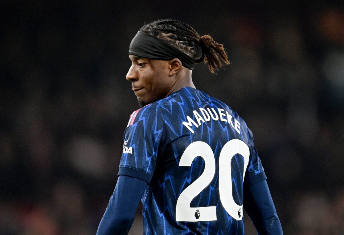 Noni Madueke kêu gọi toàn đội tái tập trung để hướng đến trận gặp Inter tại Champions League.