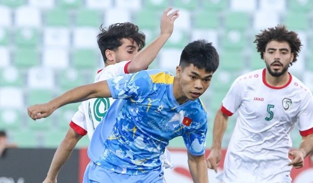 Lê Phát ghi bàn duy nhất ở trận giao hữu với U23 Syria