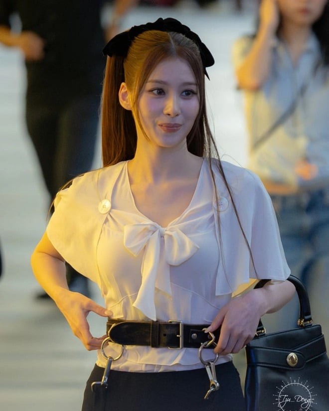 Đối với những ngày làn da nhạy cảm hoặc cần “hạ nhiệt”, Sana ưu tiên các loại mặt nạ giấy tập trung vào khả năng làm dịu và cấp ẩm sâu. 