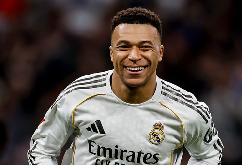 Mbappe ghi bàn liên tục ở C1.