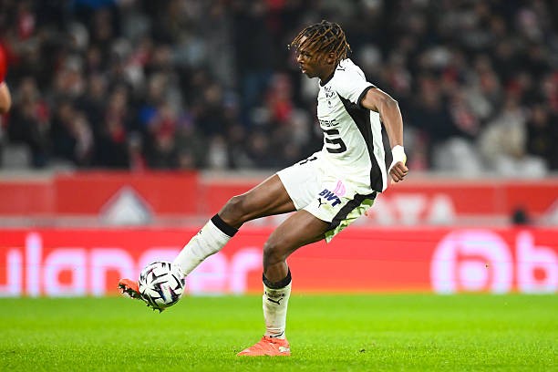 Chelsea gặp khó ở thương vụ Jeremy Jacquet.