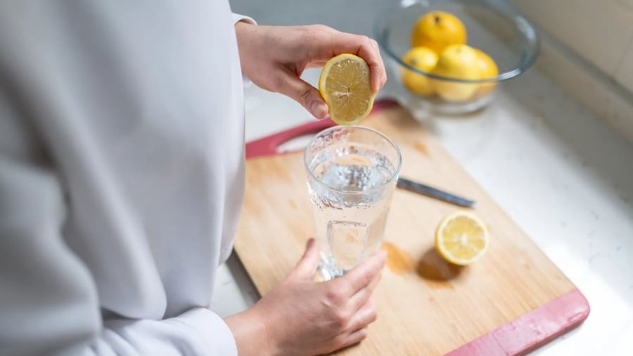 Khi pha nước chanh, bạn nên chú ý tới liều lượng, không nên pha quá đặc hay quá loãng.