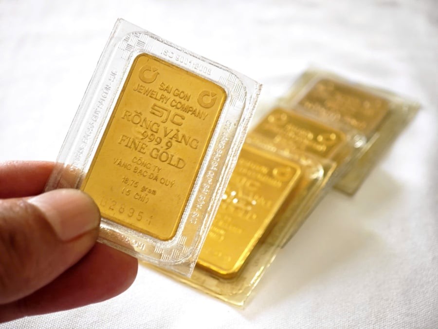 Bên cạnh đó, lợi suất trái phiếu kho bạc Mỹ tăng lên mức cao nhất trong hơn bốn tháng, khi làn sóng bán tháo mạnh trên thị trường trái phiếu Nhật Bản lan rộng ra thị trường nợ toàn cầu.

